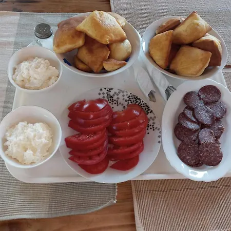 Frühstückspension Etno Koliba - *