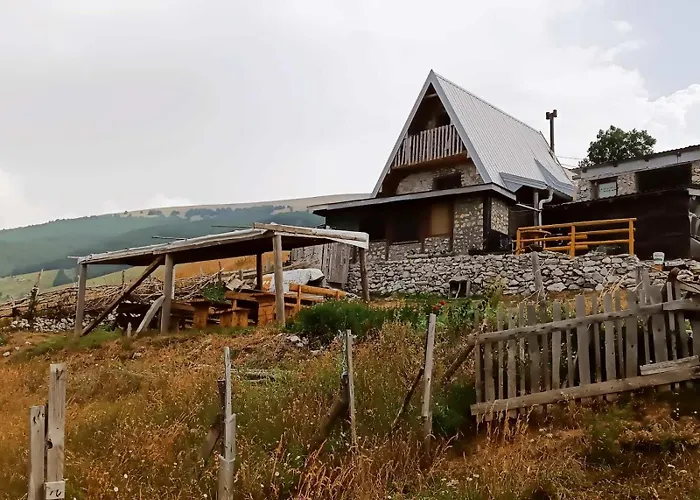 Etno Koliba - Bed & Breakfast *